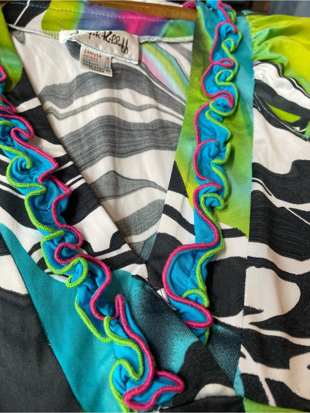 Joseph Ribkoff Tunic Top Womens 12‎ Multicolor Excellent Abstract Ruffle V-Neck - Picture 5 of 5